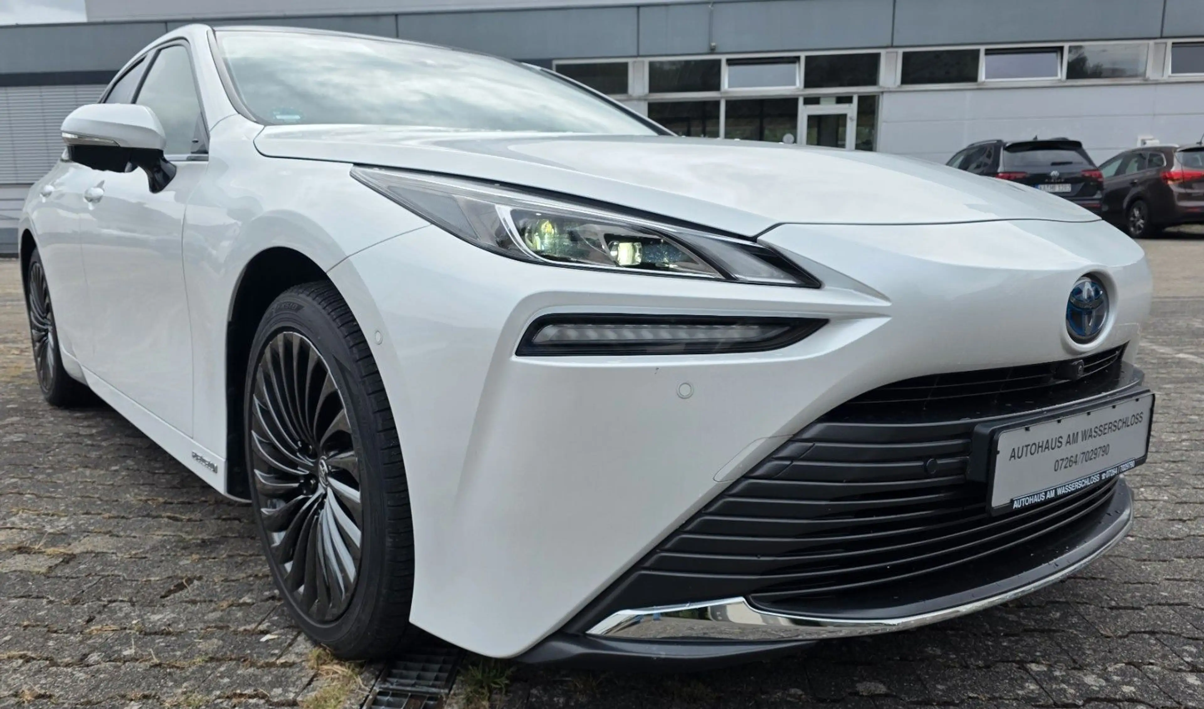 Toyota Mirai Advanced*JBL*HUD*Matrix-LED*Pano*360°*ACC — photo 3