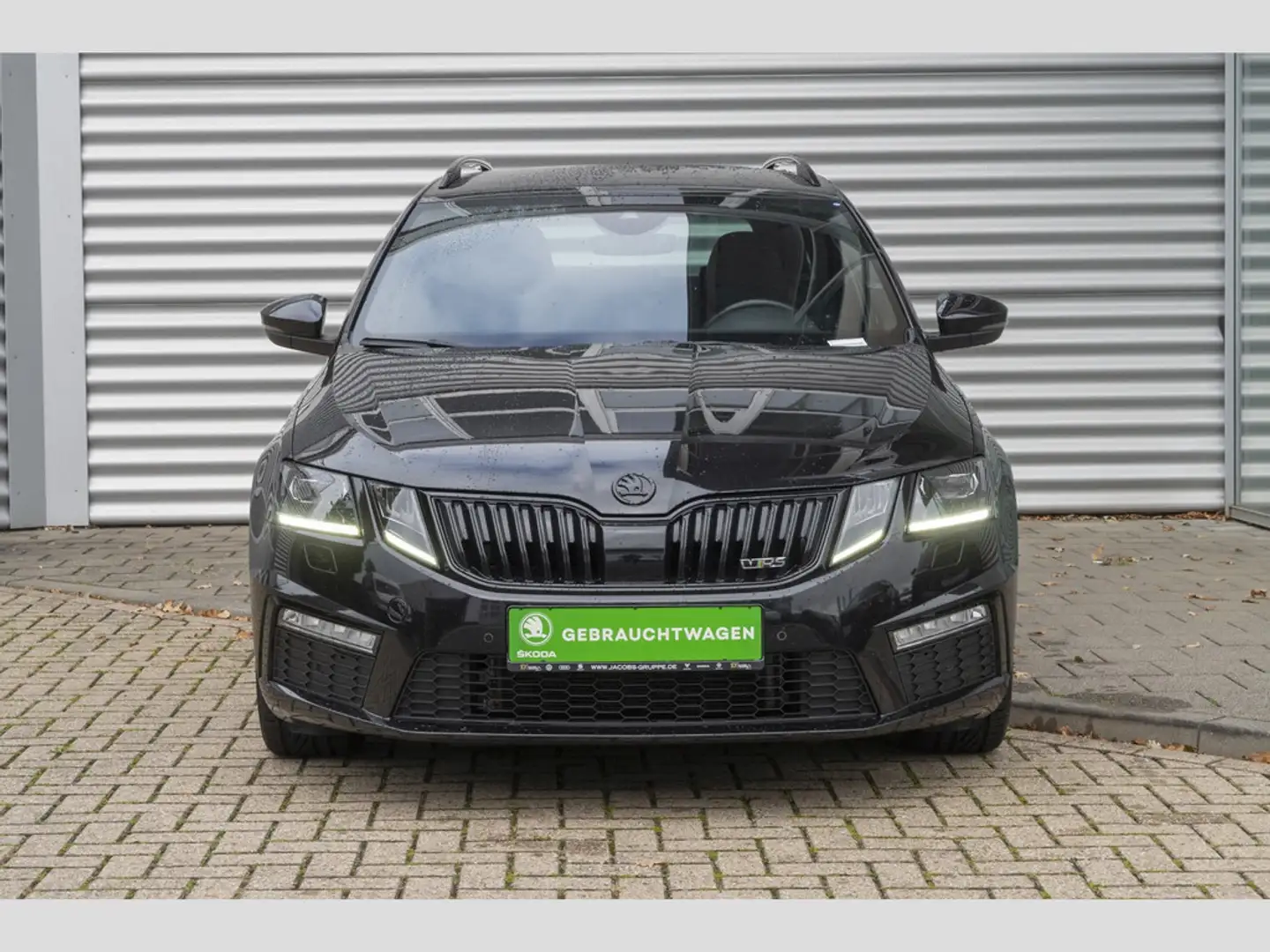 Skoda Octavia RS 2.0 TSI ACC*DCC*RFK*AHK Noir - 2