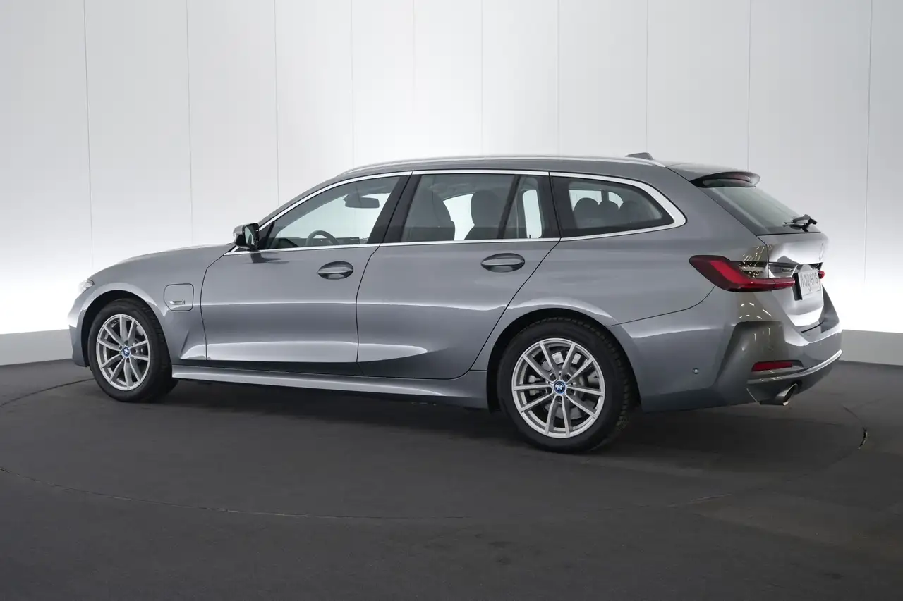 BMW 320 3 Touring 320e PHEV Innovation LEDER/CUIR Adapt. L, миниатюра 10