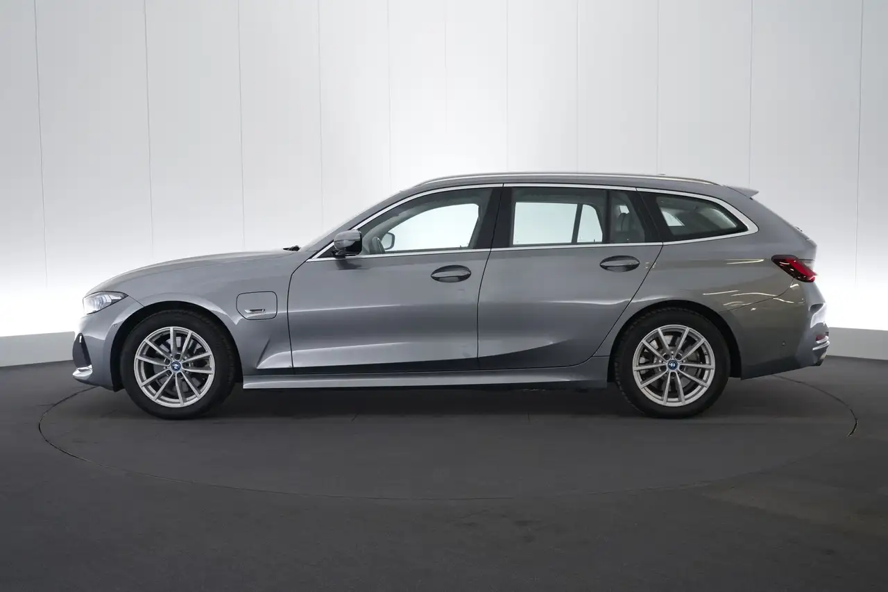BMW 320 3 Touring 320e PHEV Innovation LEDER/CUIR Adapt. L, миниатюра 11