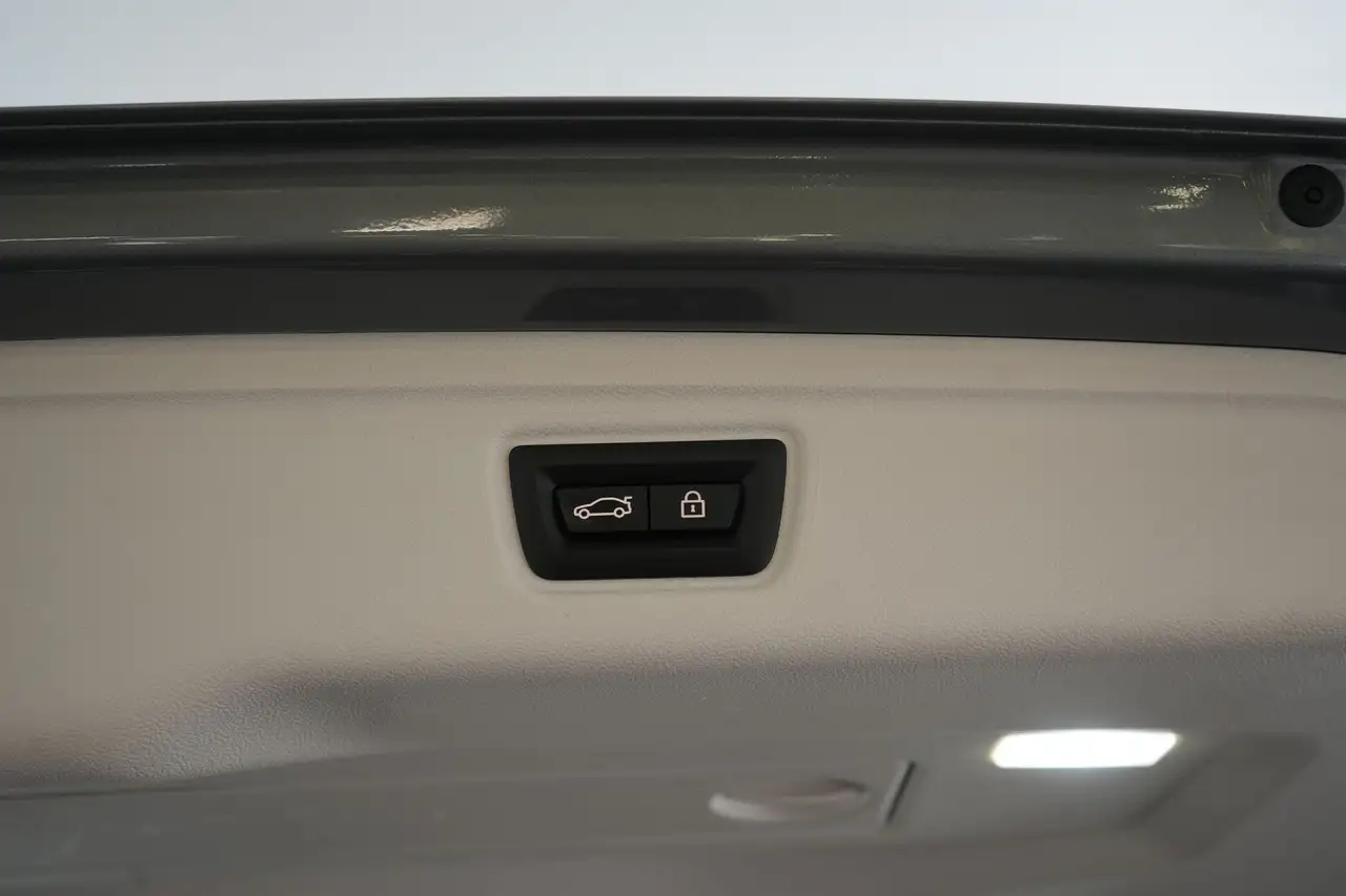 BMW 320 3 Touring 320e PHEV Innovation LEDER/CUIR Adapt. L, миниатюра 22