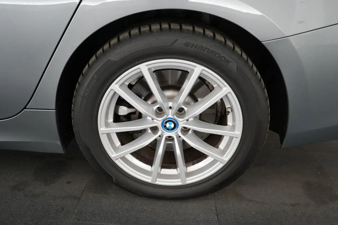 BMW 320 3 Touring 320e PHEV Innovation LEDER/CUIR Adapt. L, миниатюра 19