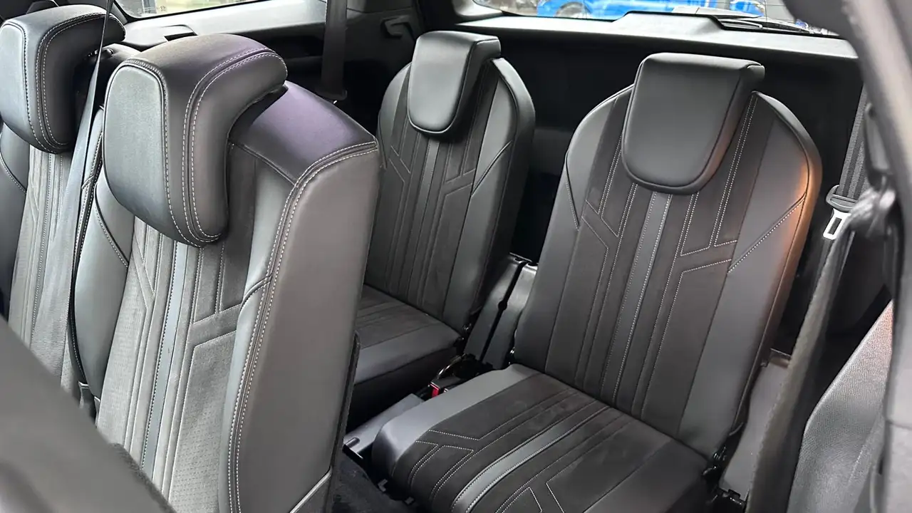 Peugeot 5008 *GT* AUTO* TOIT PANO*CAMERA* XENON* GARANTIE * 7 PLACES* 12 MOIS*, миниатюра 15