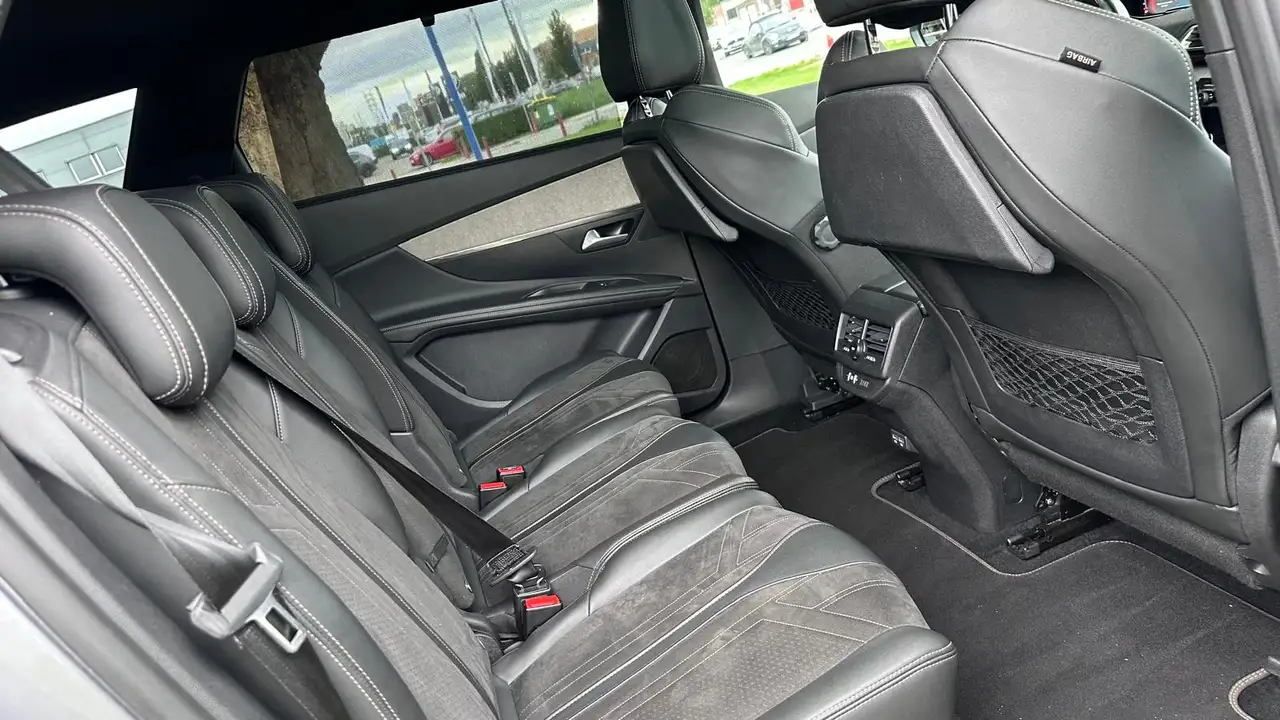 Peugeot 5008 *GT* AUTO* TOIT PANO*CAMERA* XENON* GARANTIE * 7 PLACES* 12 MOIS*, миниатюра 19