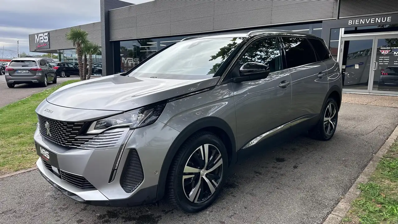 Peugeot 5008 *GT* AUTO* TOIT PANO*CAMERA* XENON* GARANTIE * 7 PLACES* 12 MOIS*