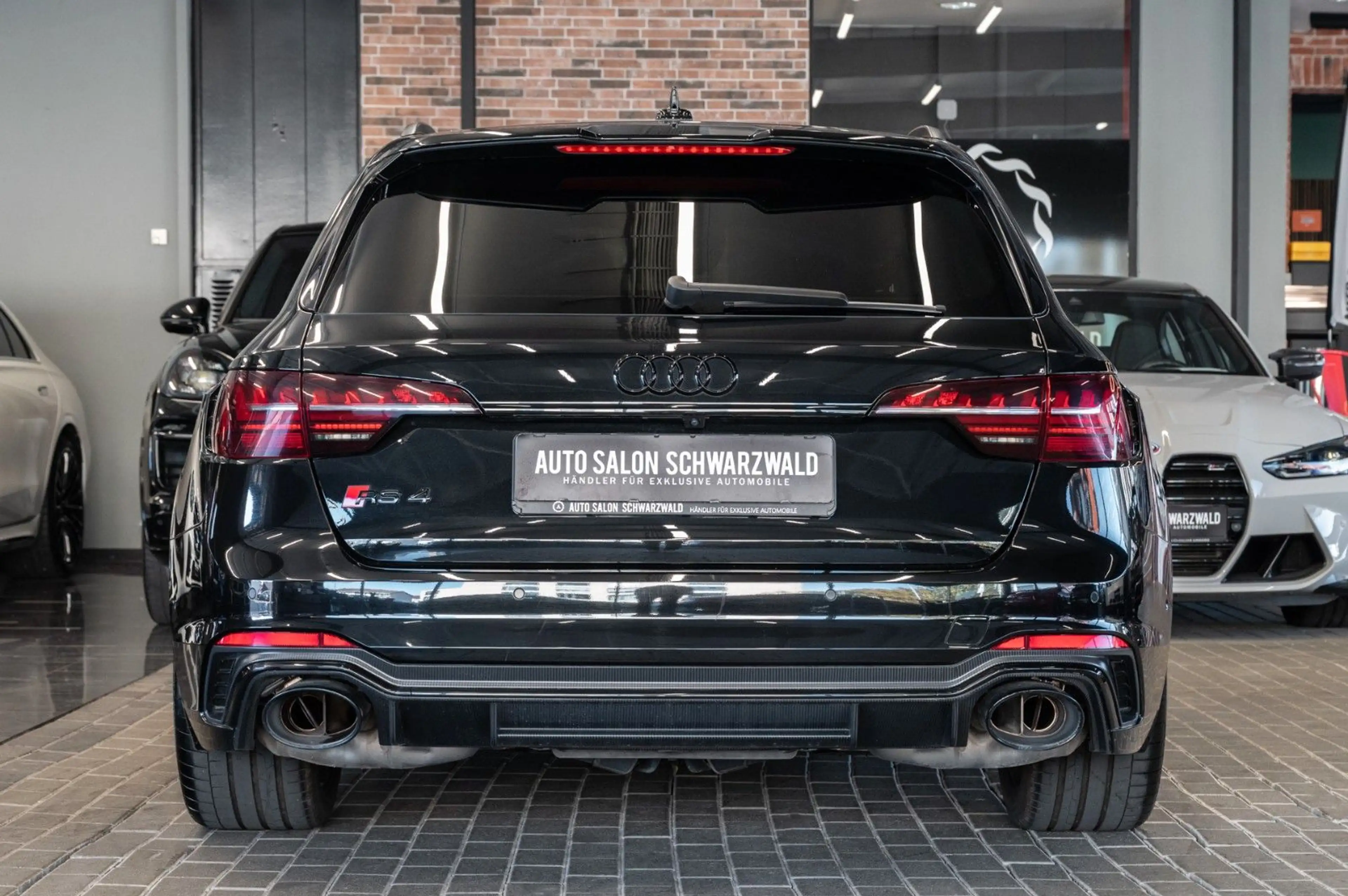 Audi RS4 AVANT|RS-AGA|CARBON|PANO|B&O|EXCLUSIVE — photo 9