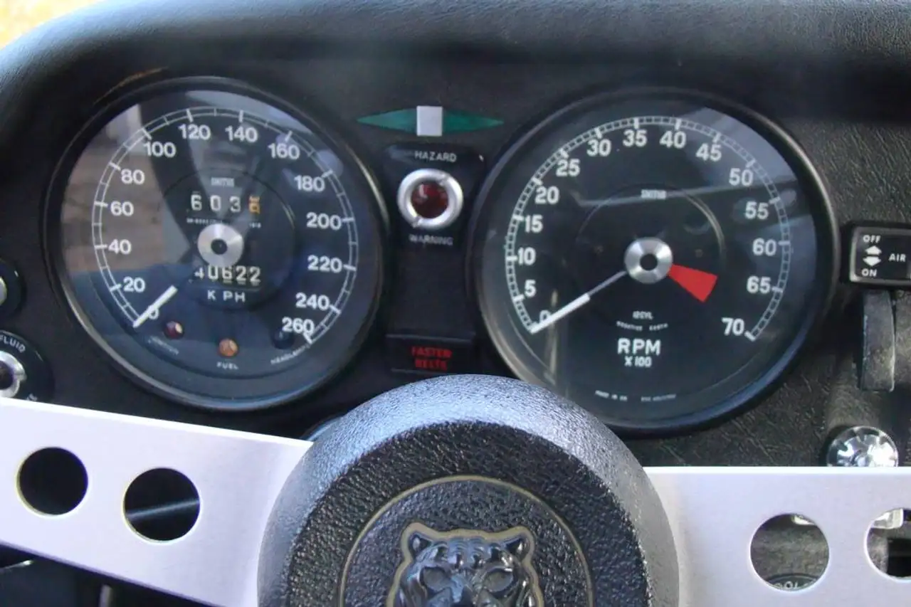 Jaguar E-Type S3 V12 Coupe, foto 3
