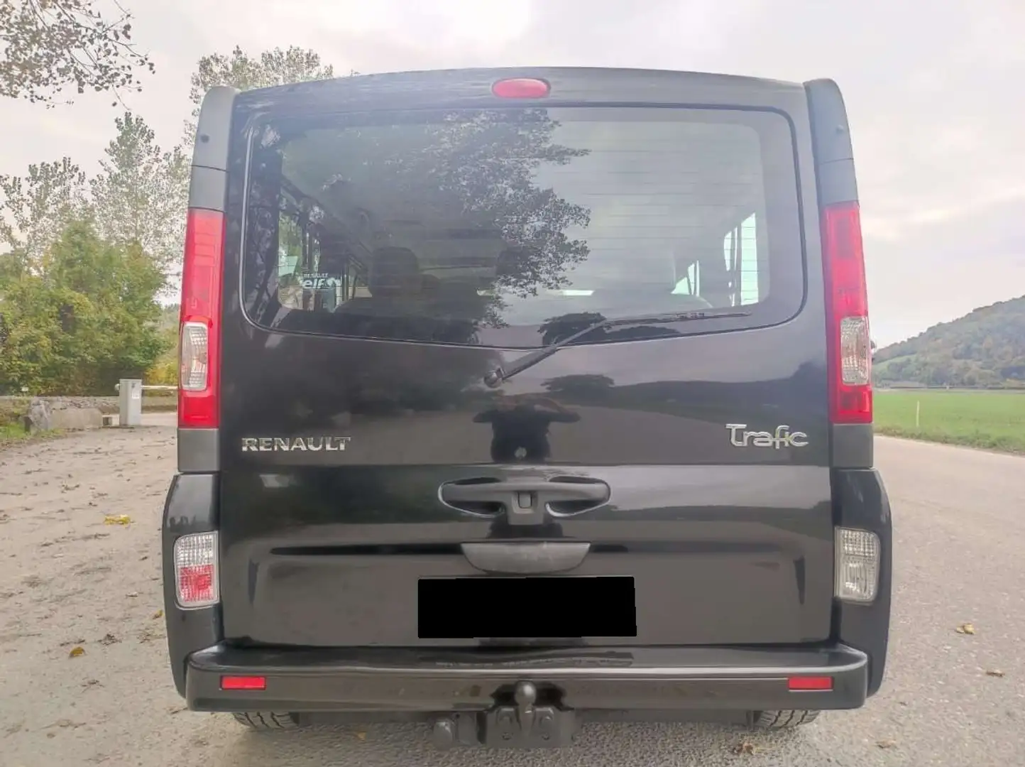 Renault Trafic 2.0 dCi 115 FAP L2H1 Komfort Schwarz - 2