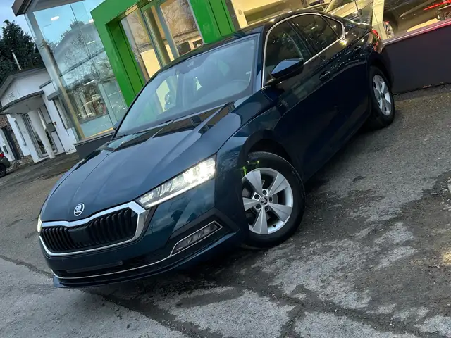 Skoda Octavia Octavia 2.0 TDi CarPlay • Navigation •
