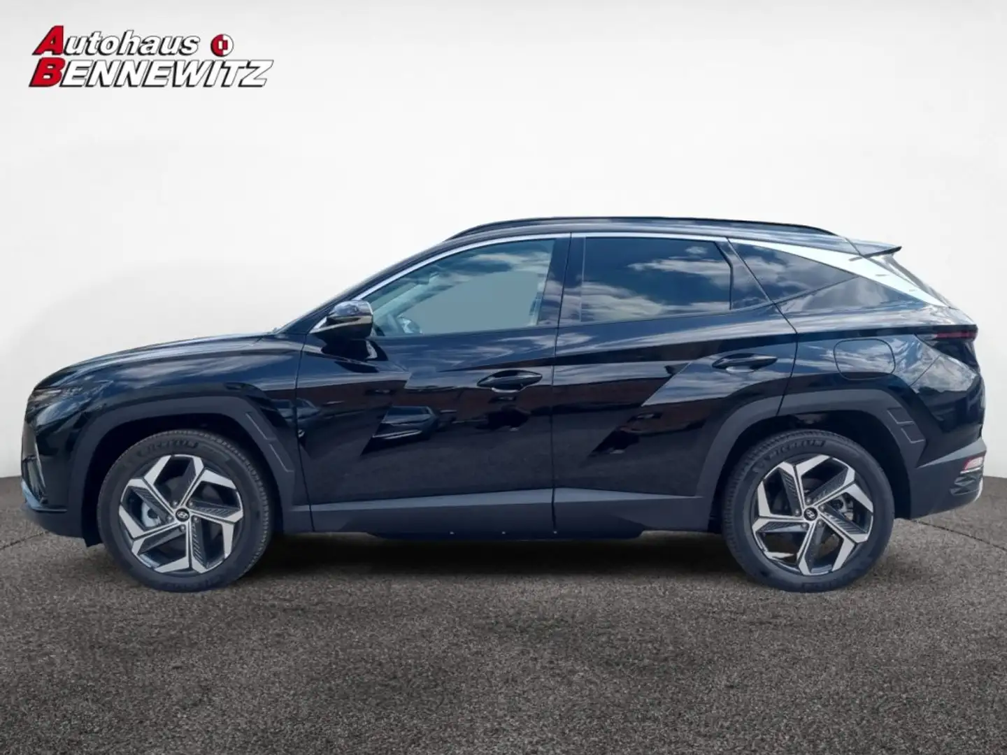 Hyundai TUCSON 1,6 T-GDI Plug-In Hybrid 4WD Prestige Line Aut. Schwarz - 2