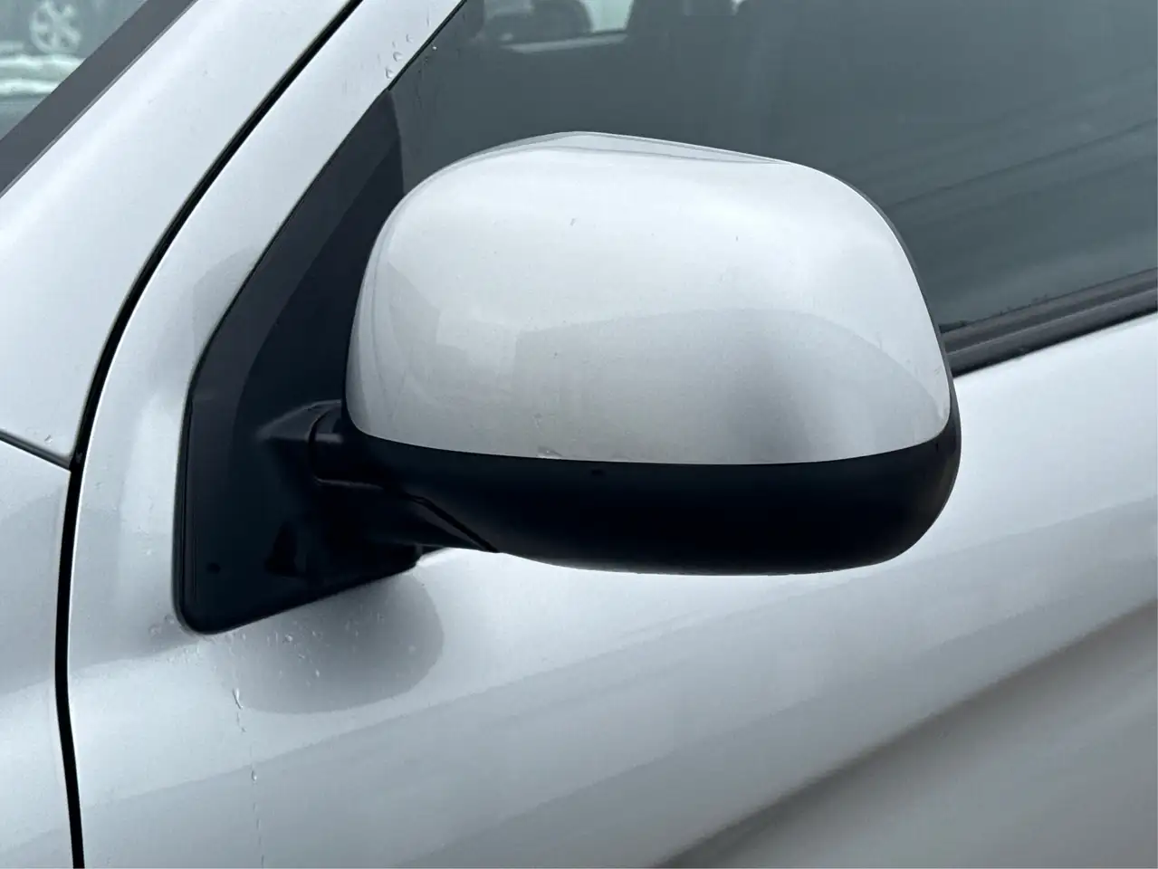 Mitsubishi RVR снимка Mitsubishi RVR