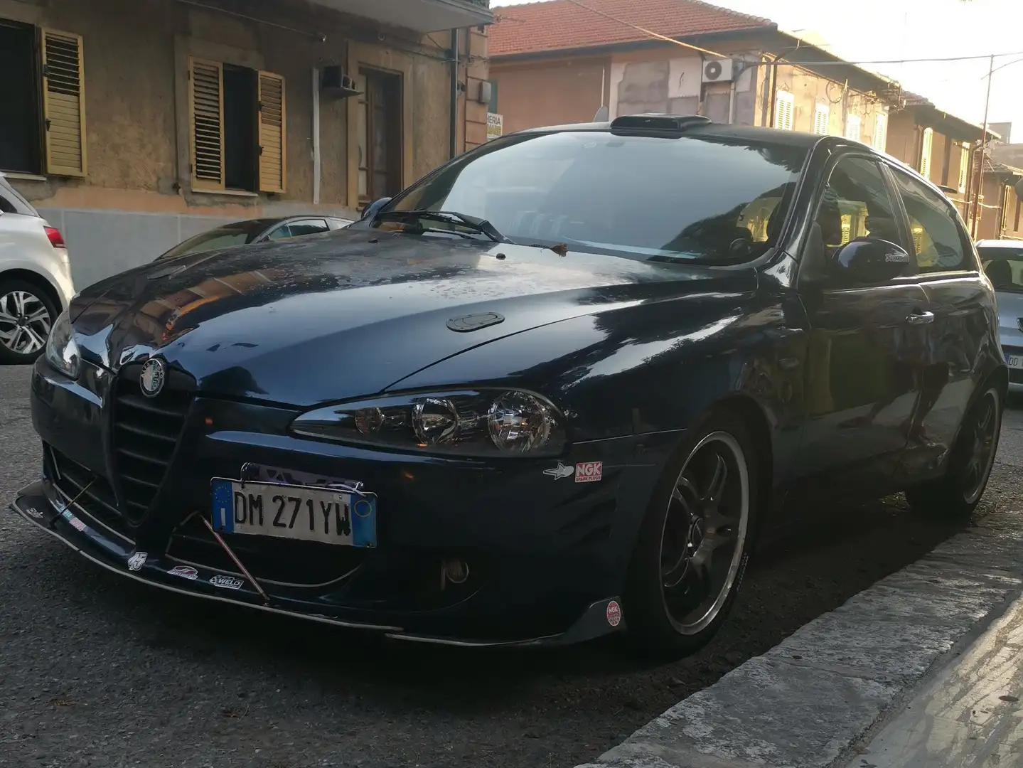 Alfa Romeo 147 147 5p 1.9 jtd C.N.C 120cv Albastru - 1
