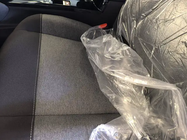 Citroen C4 view 15