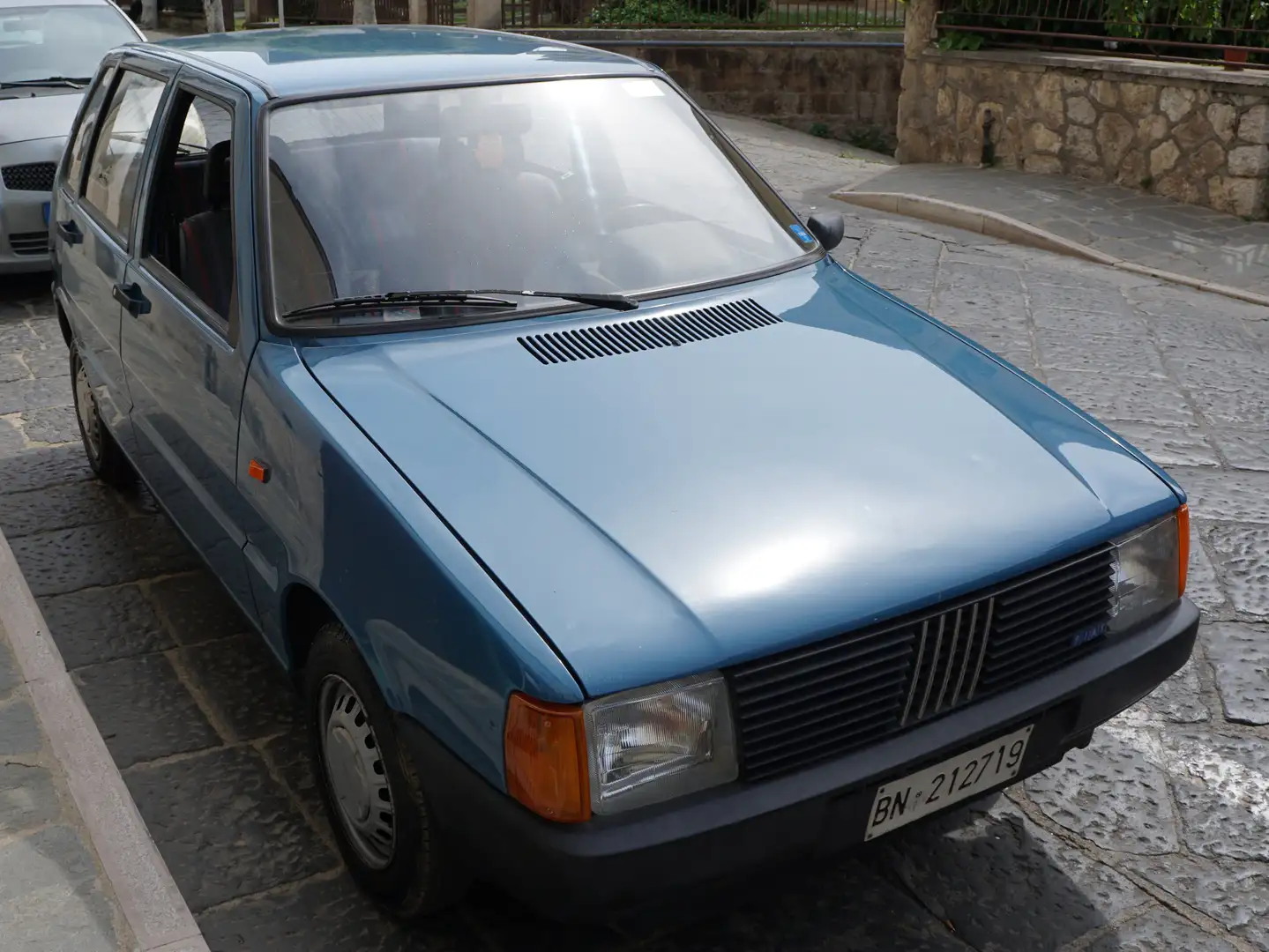 Fiat Uno Uno 5p 1.1 55cv Modrá - 1