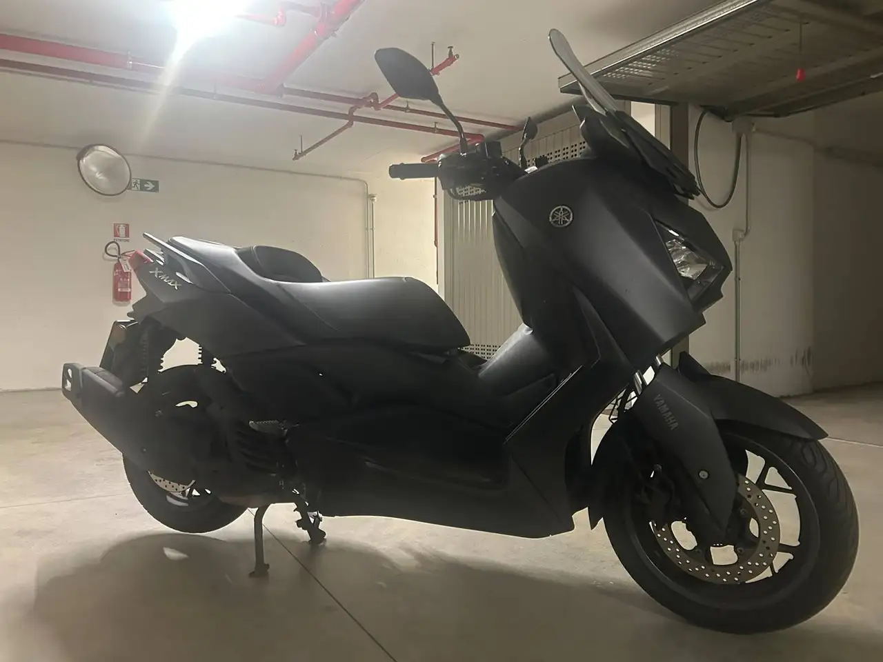 Yamaha X-Max 125