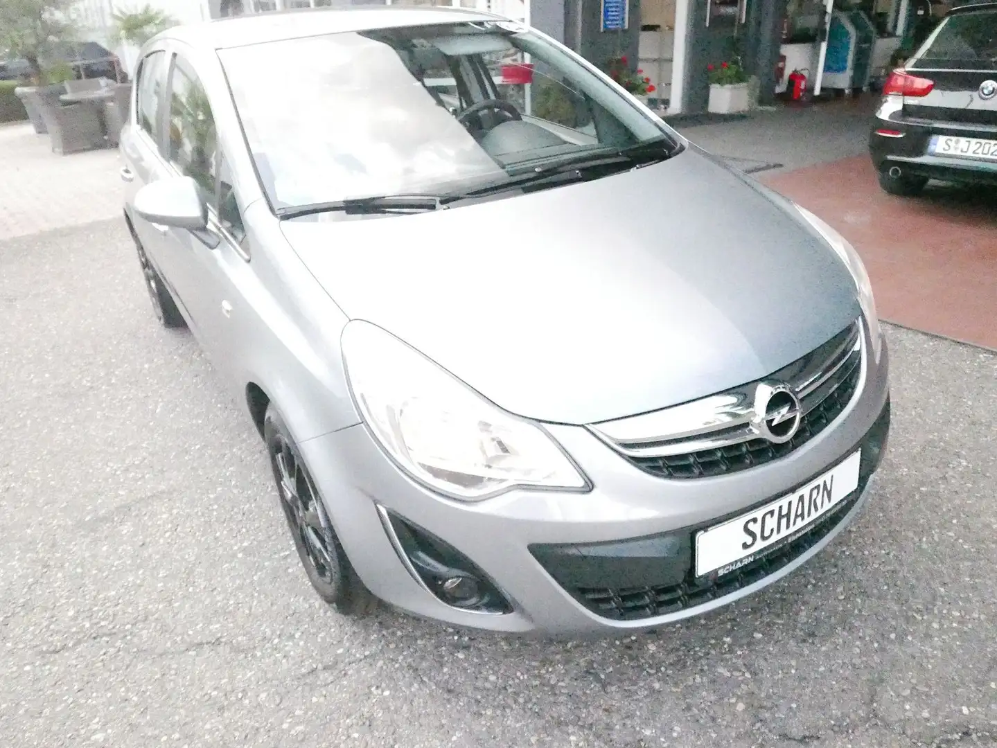 Opel Corsa D Satellite,Scheckheftgepflegt,AU und HU ! Silber - 2