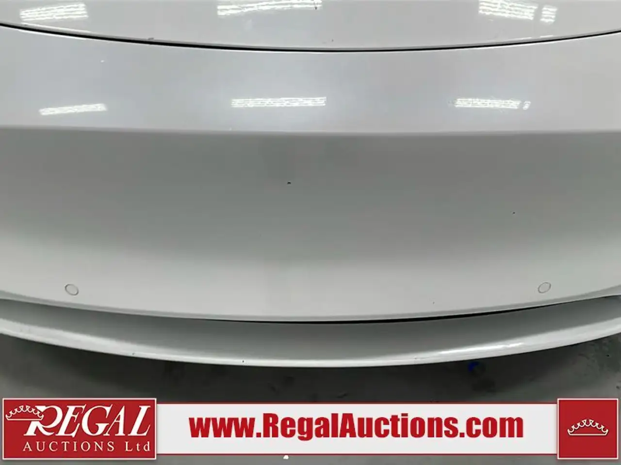 Tesla Model Y photo Tesla Model Y