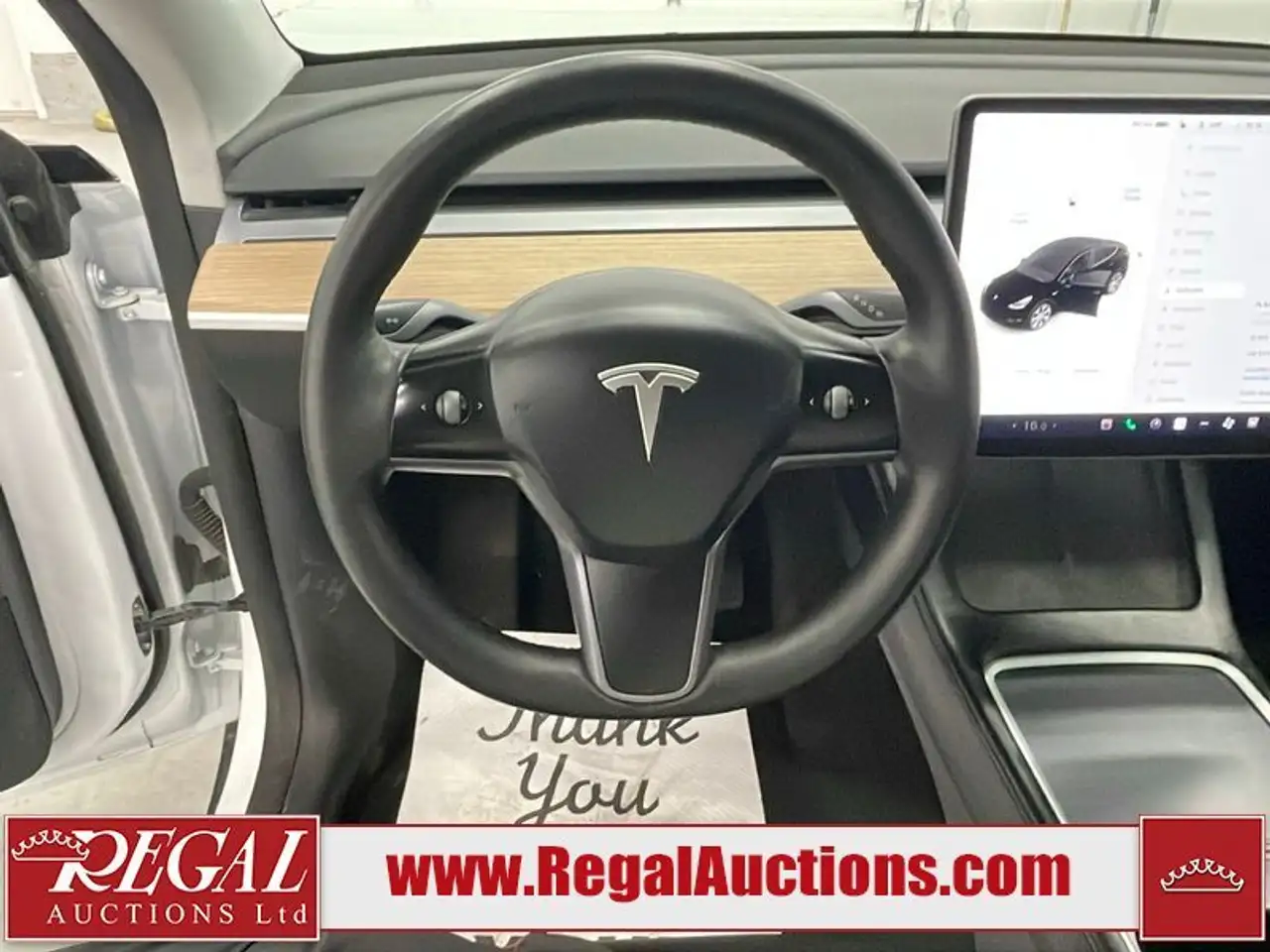 Tesla Model Y photo Tesla Model Y