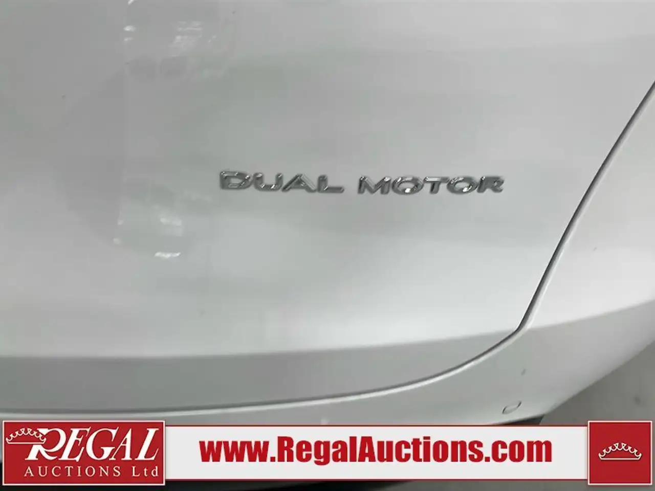 Tesla Model Y photo Tesla Model Y