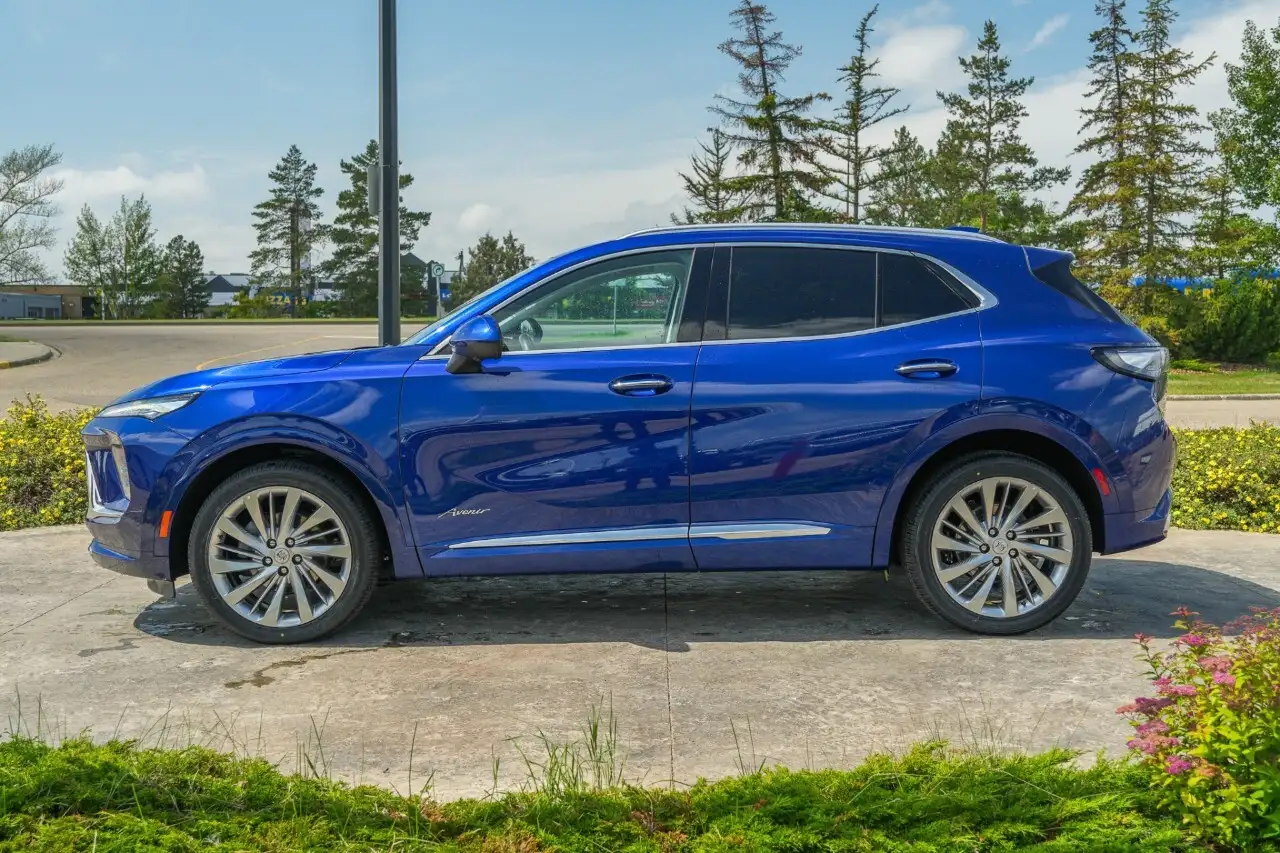 Buick Envision photo Buick Envision