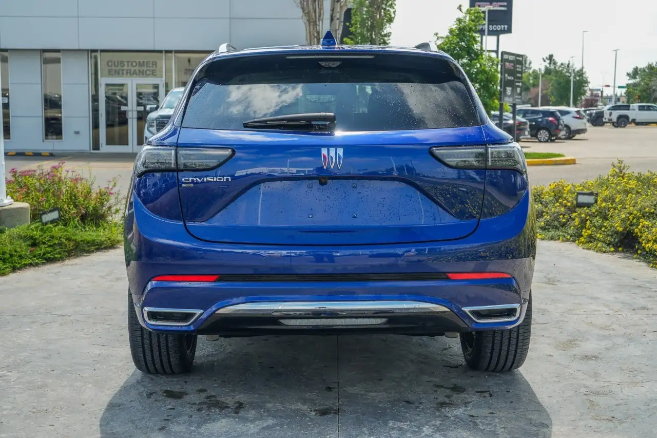 Buick Envision photo Buick Envision