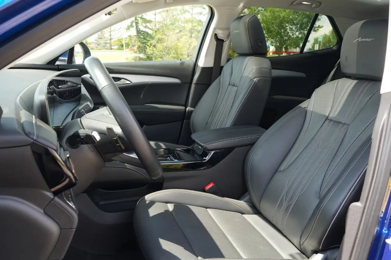 Buick Envision photo Buick Envision