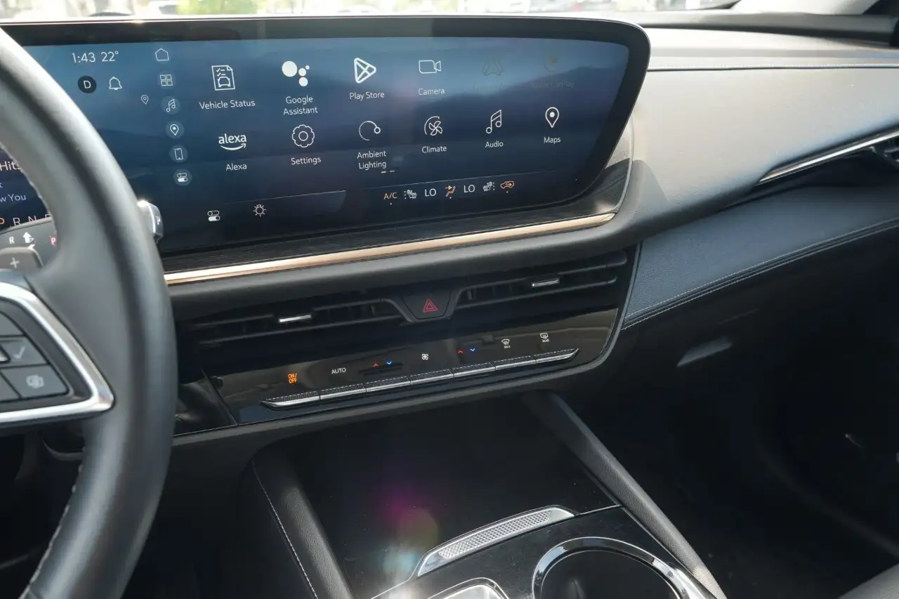 Buick Envision photo Buick Envision