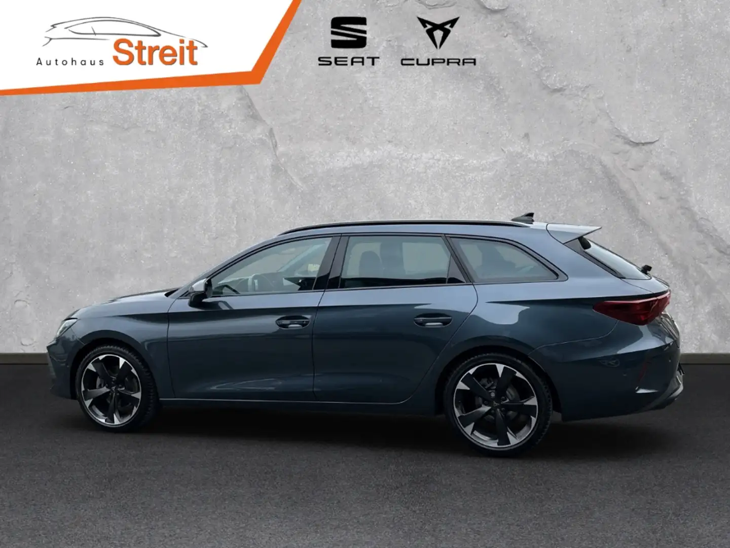 CUPRA Leon SPORTSTOURER 2.0 TDI 7-Gang DSG AHK GJR RFK ACC NA Grau - 2
