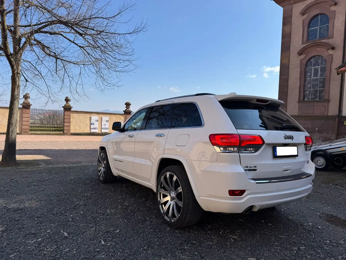 Jeep Grand Cherokee Overland 3.0 V6 M.-Jet 22 Zoll Weiß - 1