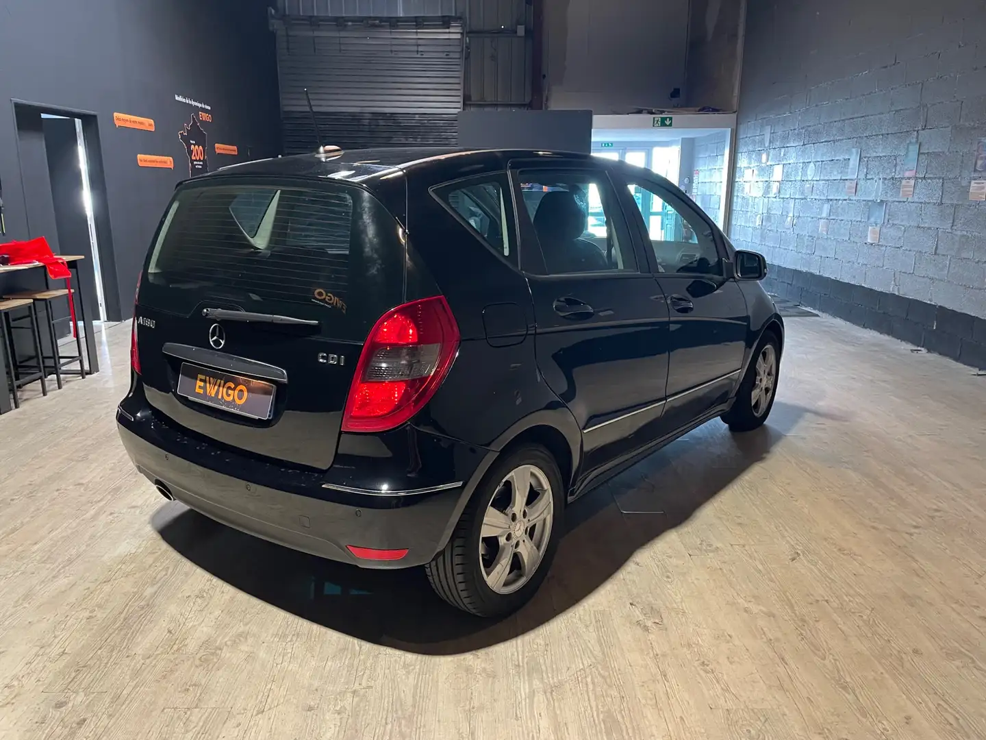 Mercedes-Benz 2.0 180 CDI 110 AVANTGARDE CONTACT CVT BVA - 2