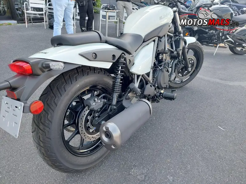 Kawasaki Eliminator 400 - foto 2