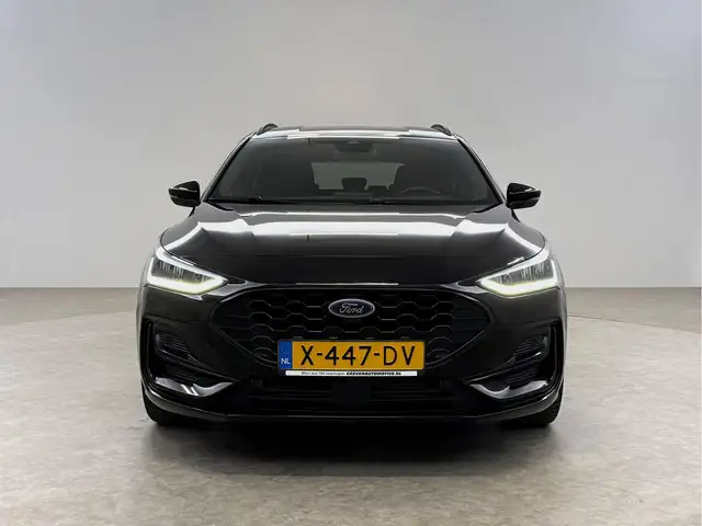 Ford Focus view 8