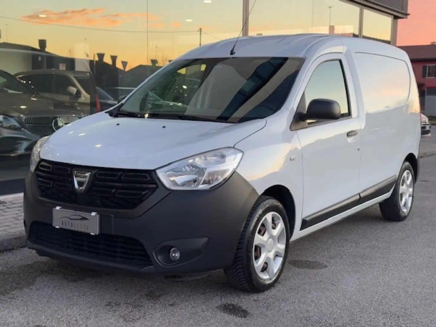 Dacia Dokker 1.6 8V 100CV Start&Stop GPL Furgone Bianco - 1