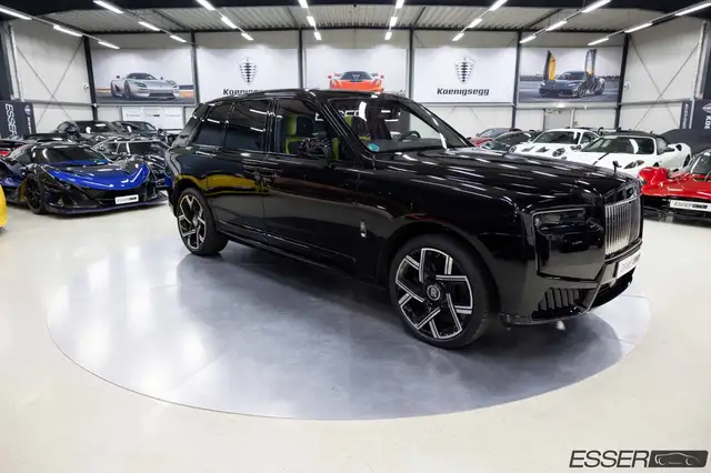 Rolls-Royce Cullinan Series II Black Badge | Bespoke
