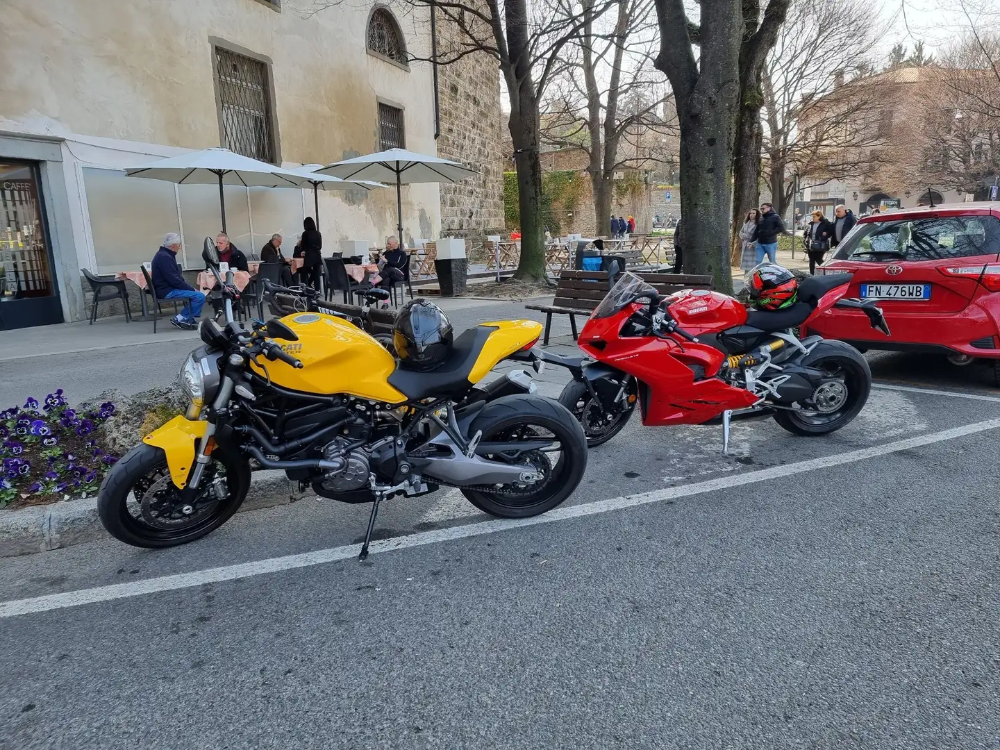 Ducati Monster 821 Żółty - 2