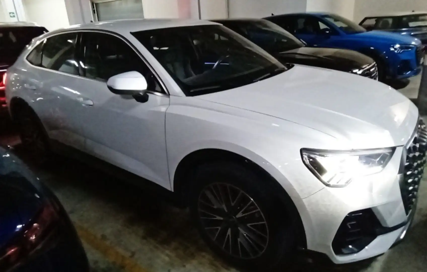 Audi Q3 Sportback 45 TFSIe S line S-tronic Blanc - 2