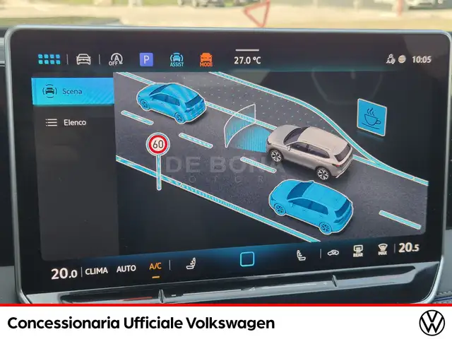 Volkswagen Tiguan view 14
