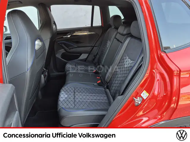 Volkswagen Tiguan view 9
