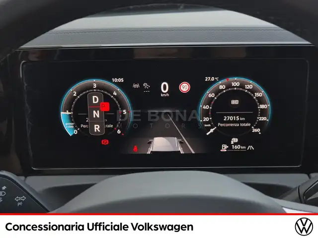 Volkswagen Tiguan view 12