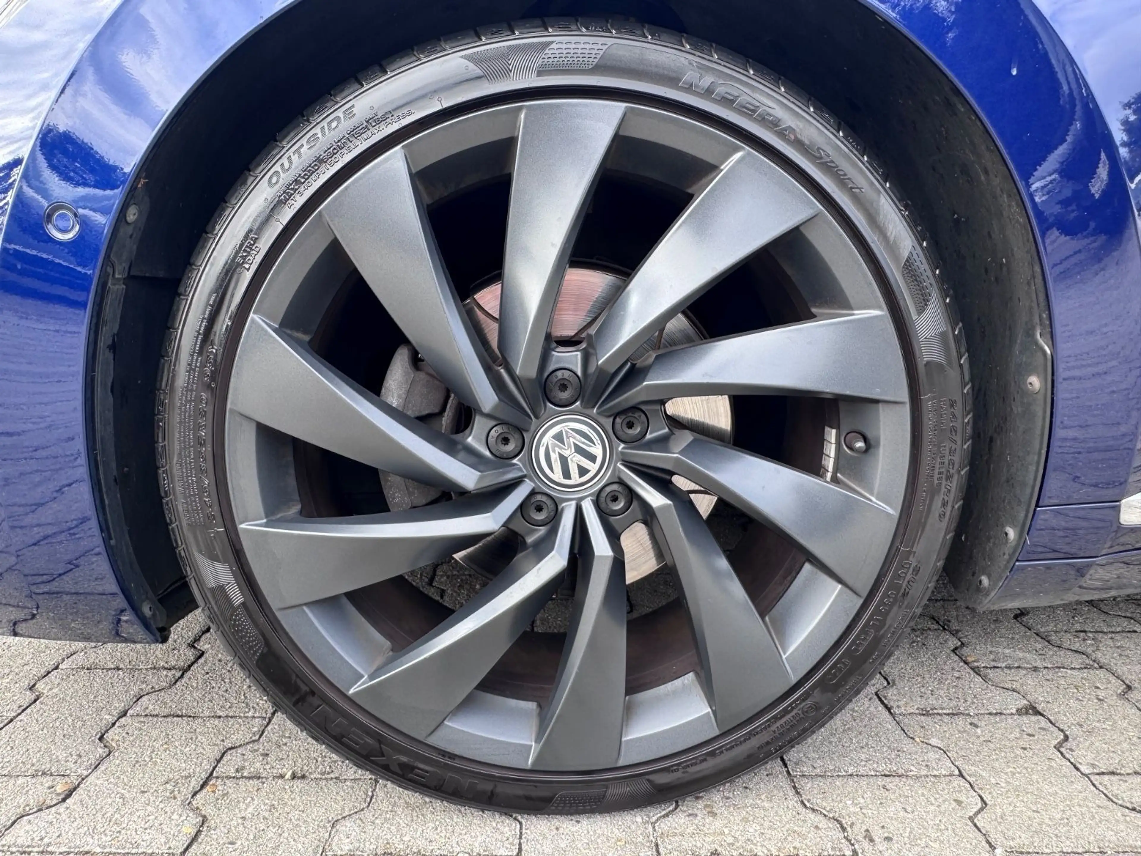 Volkswagen Arteon 2.0 Benzin Arteon R-Line/Panorama 20" DCC — photo 13
