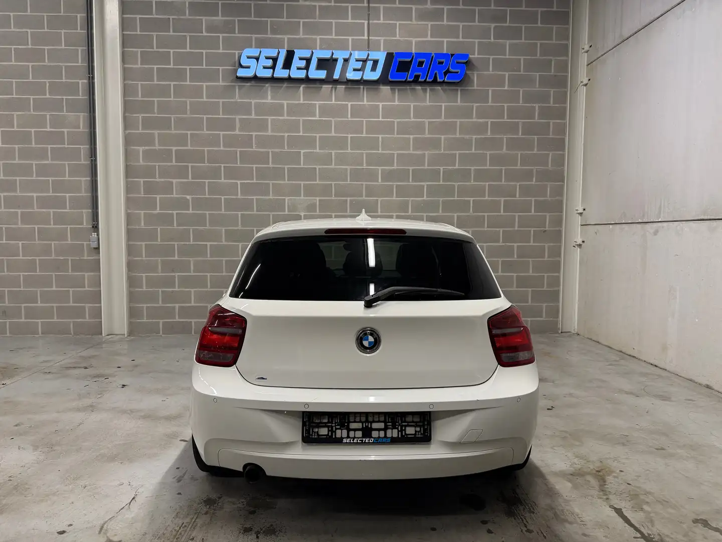 BMW 116 i benzine Sport Line White - 2
