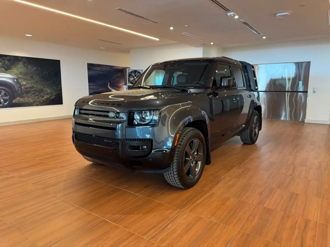 2023 Land Rover Defender