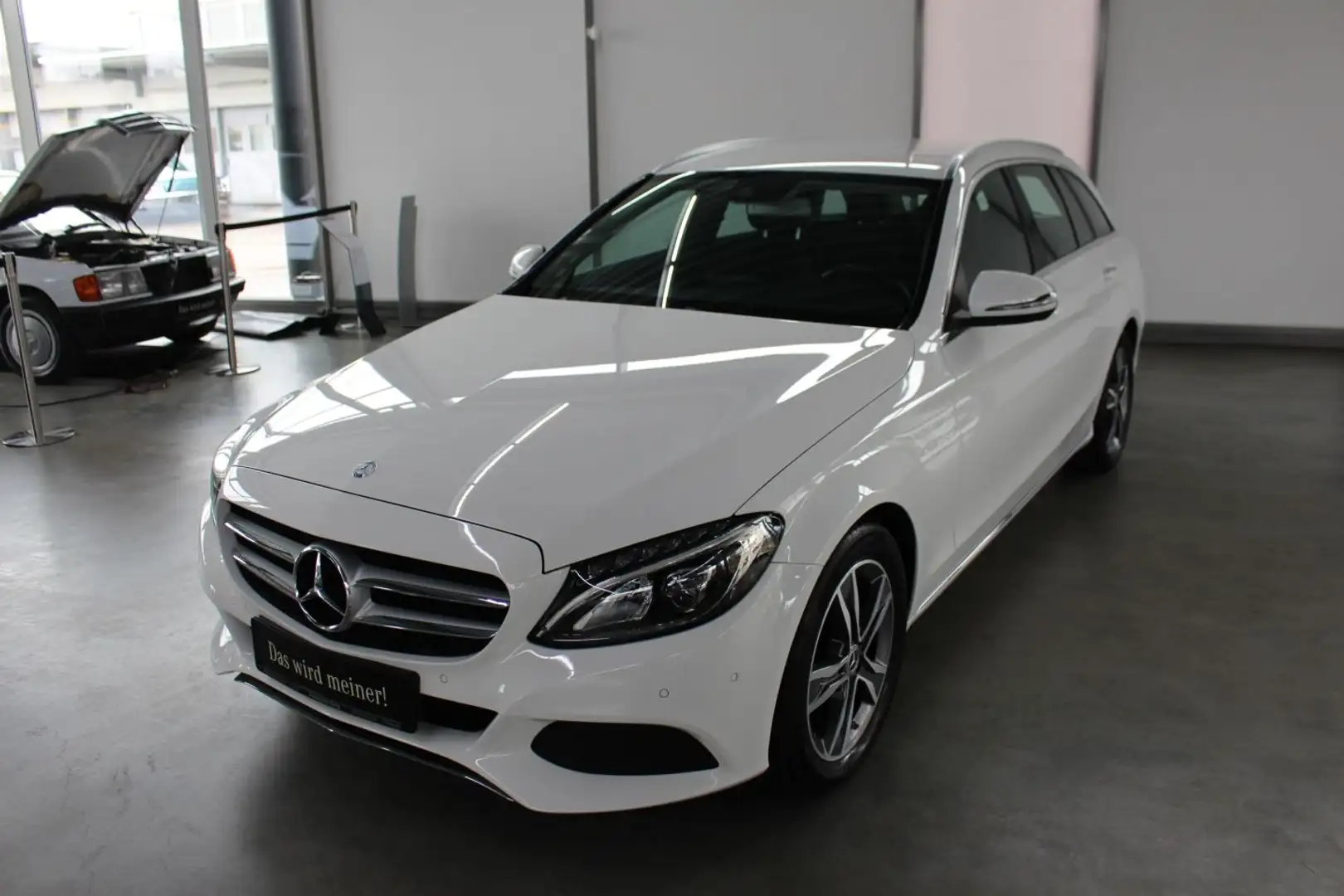 Mercedes-Benz C 180 T Avantgarde Navi LED SHZ PTS Wit - 1