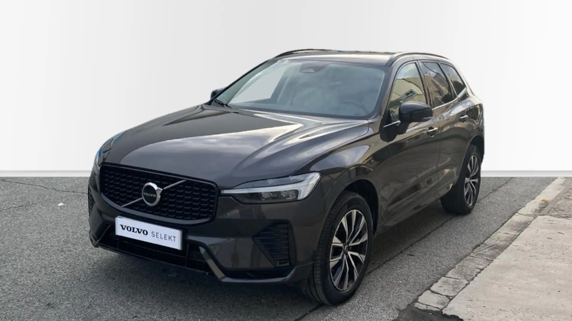 Volvo XC60 B4 Plus Dark FWD Aut. Gris - 1