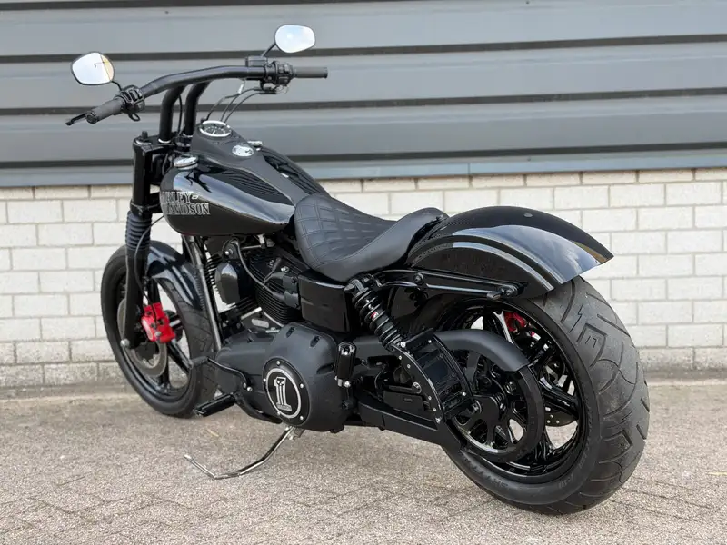Harley-Davidson Dyna Street Bob - foto 3