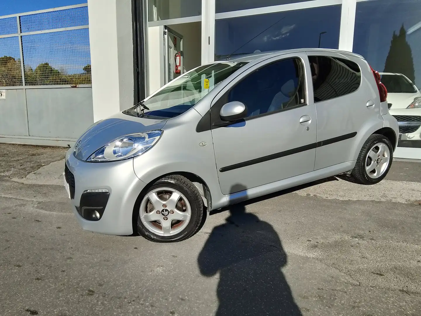 Peugeot 107 107 2012 5p 1.0 12v Active Grigio - 2