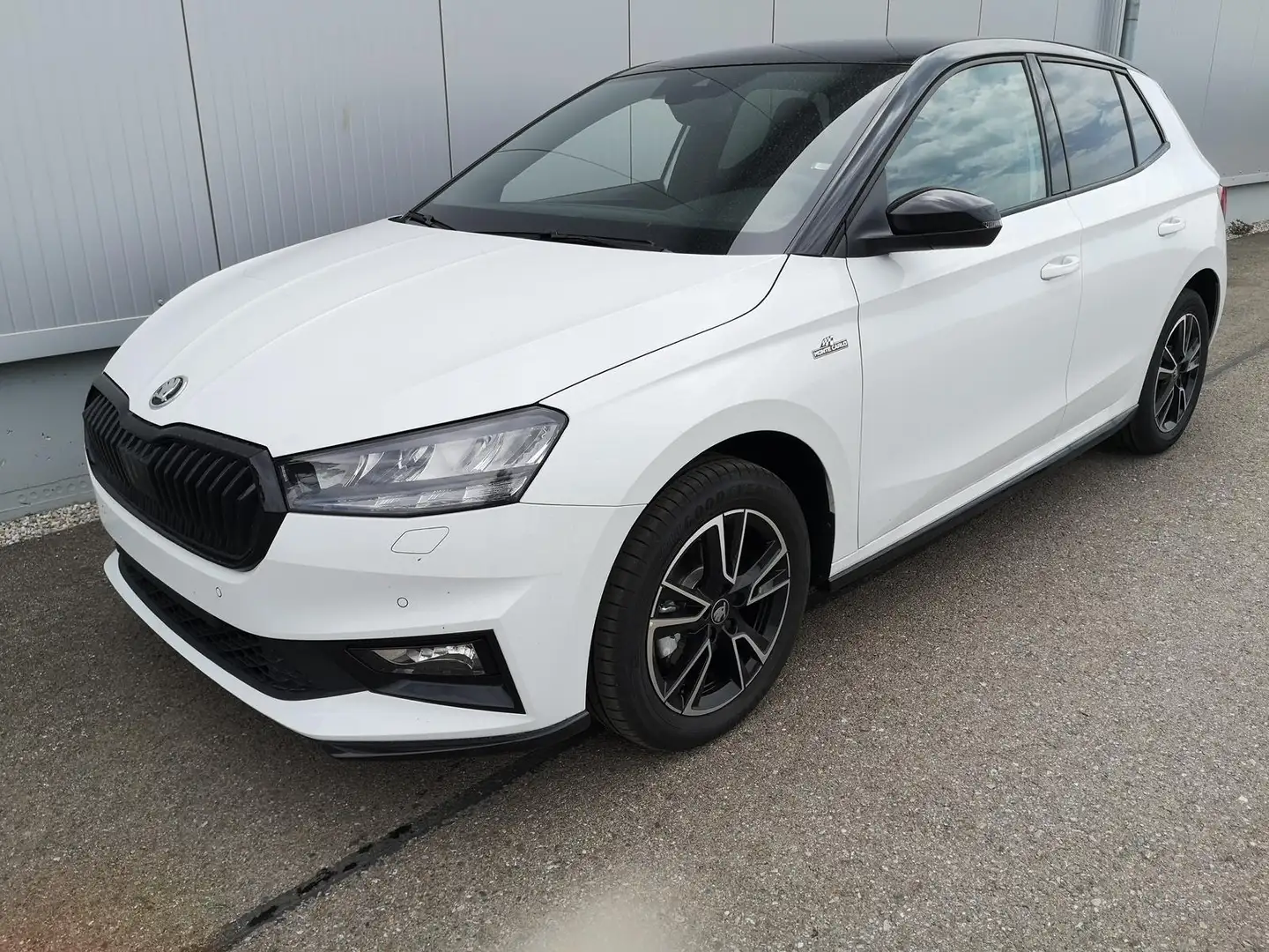 Skoda Fabia 1.5TSI DSG Monte Carlo ACC GV5 Kam Weiß - 1