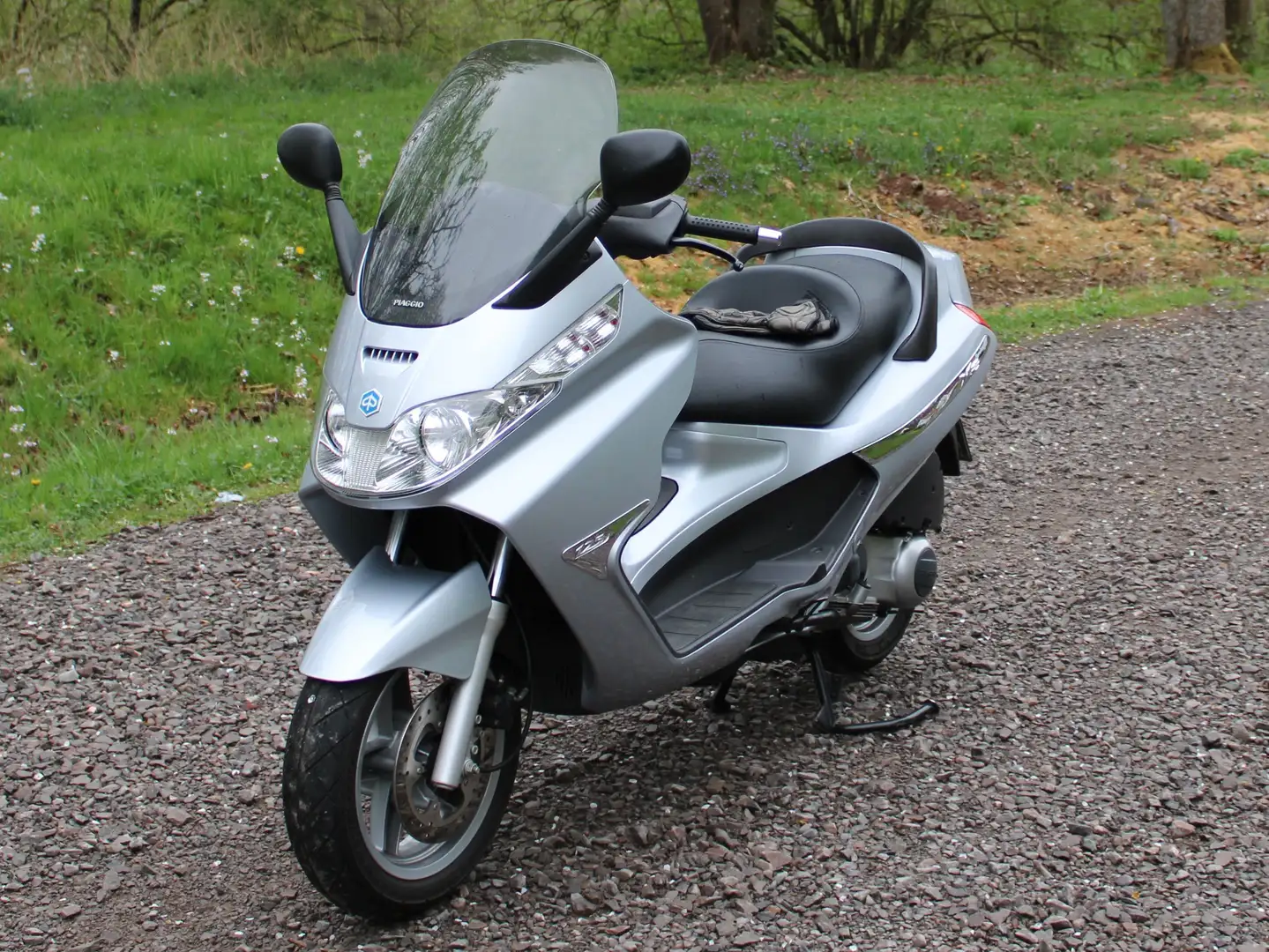 Piaggio X 8 125 Argintiu - 1