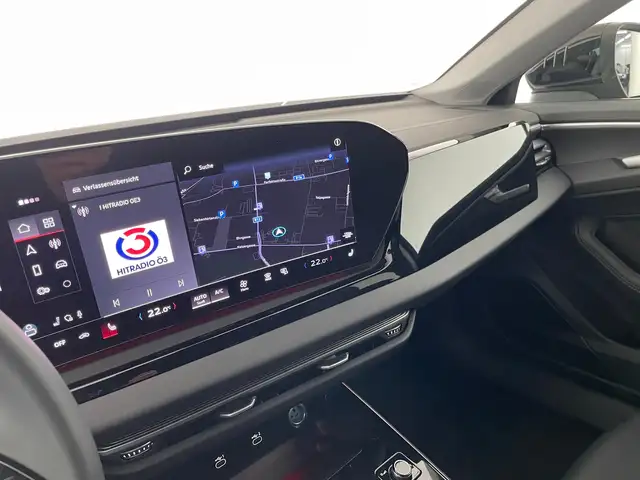 Audi A6 view 9