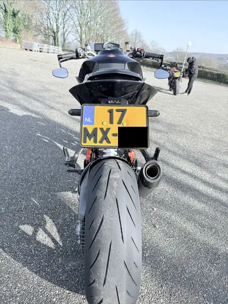 KTM 1290 Super Duke R - foto 8